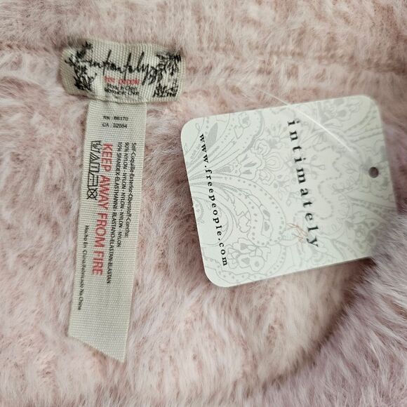 Free People Intimately FP Girls Night In Pointelle Shorties Pink Faux Fur - Picture 7 of 9